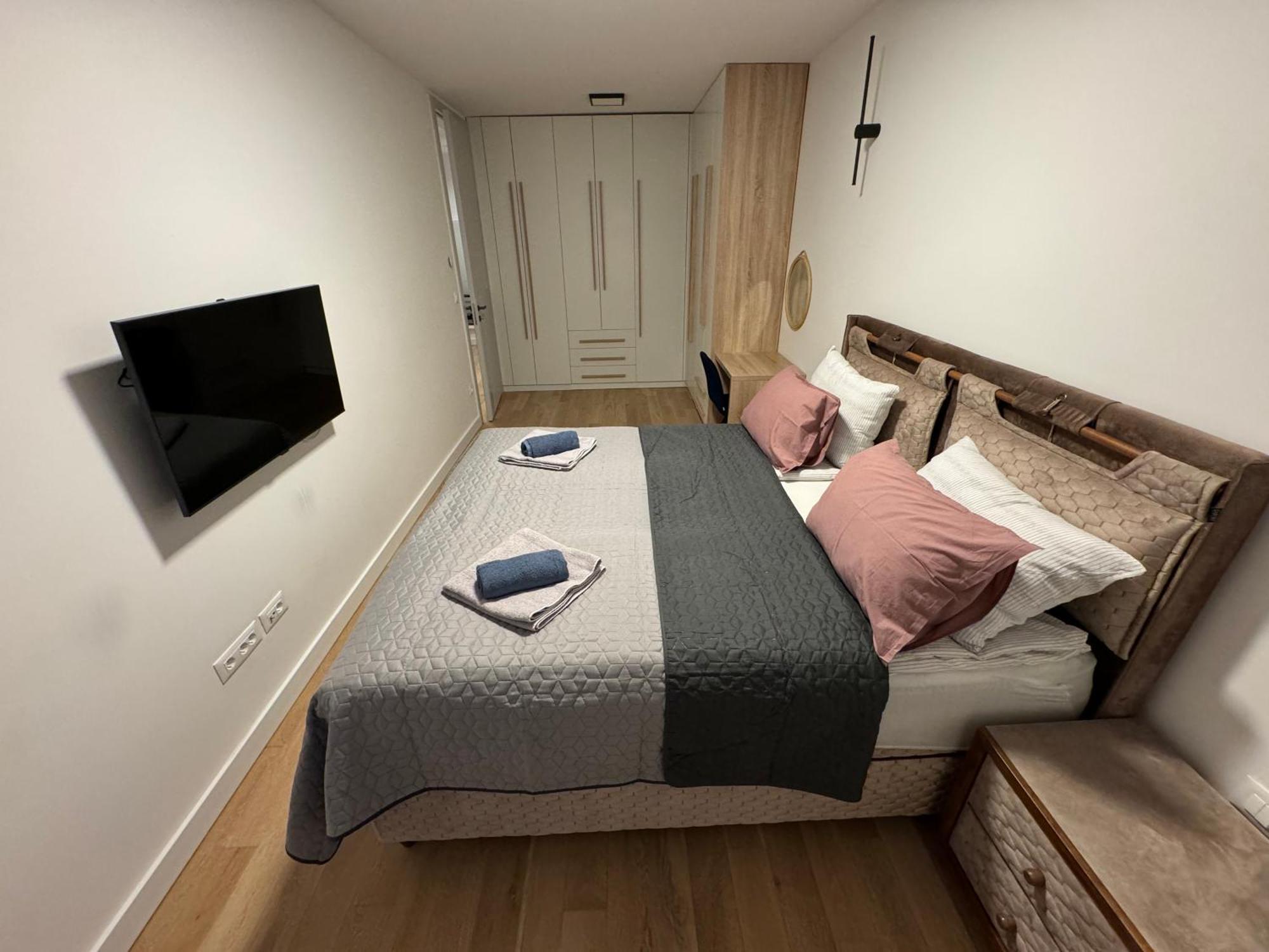Cadordzina Apartment Free Parking Old Town Сараево Екстериор снимка